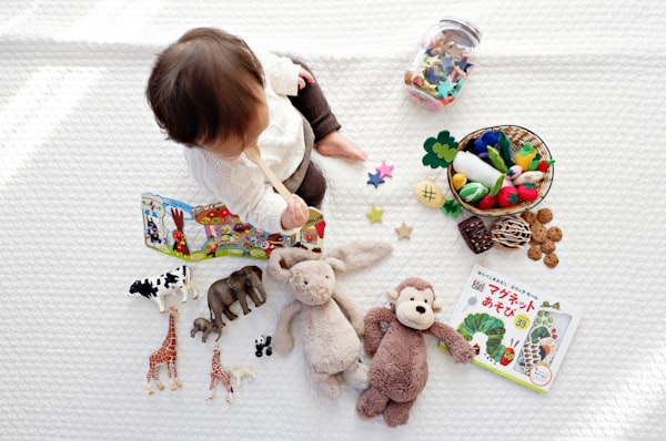 Children's fashion & toys